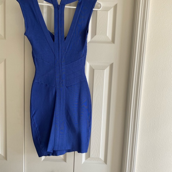 Great dress, just too tight now :) - Picture 2 of 5